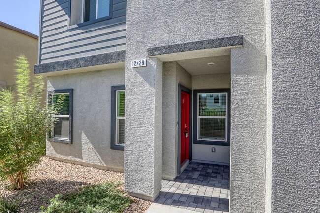 Building Photo - Furnished Henderson 3BR w/ Community Pool & fitness center