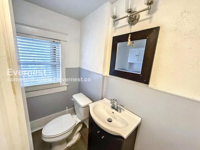 Building Photo - 50% OFF THE First FULL MONTH’S RENT! Limited Time Special Offer - Split your security deposit pay...