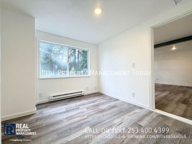 Building Photo - 7503 156th St E