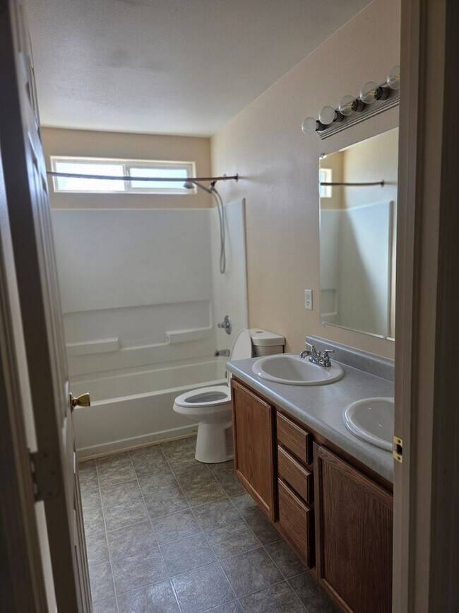 Building Photo - Charming 4BR House in Grand Junction