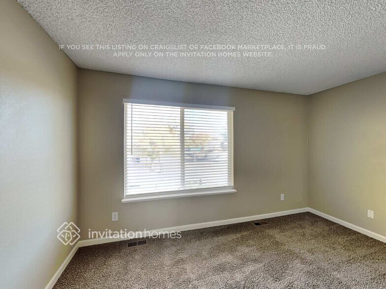 Building Photo - 16692 E Gunnison Pl