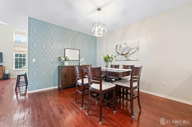 Building Photo - 2456 Canterbury Ln