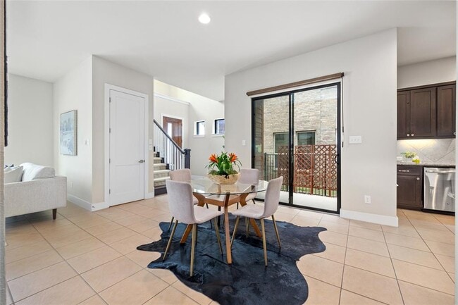 Building Photo - 405 Penny Kathleen Ct