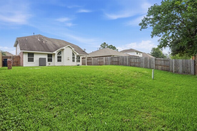 Building Photo - 326 Wild Bird Dr