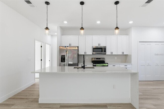 Building Photo - 4572 SW 149th St