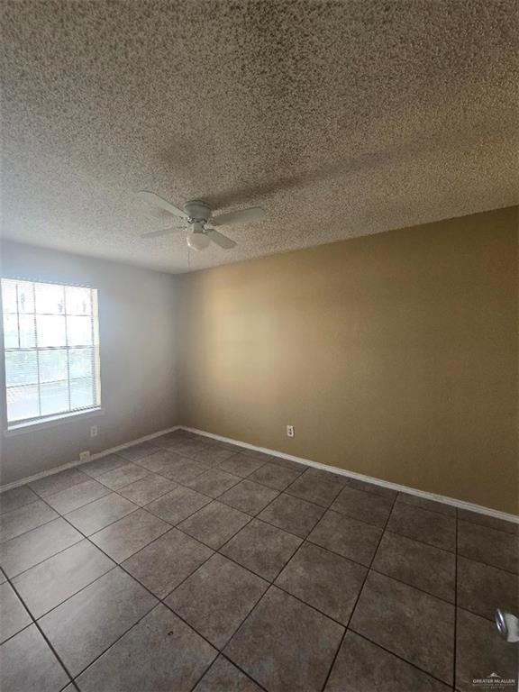 Building Photo - 12 S Bryan Rd