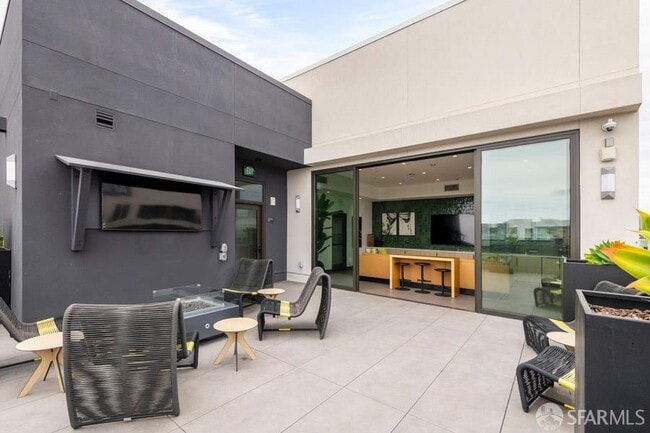 Building Photo - 260 Brooklyn Basin Wy