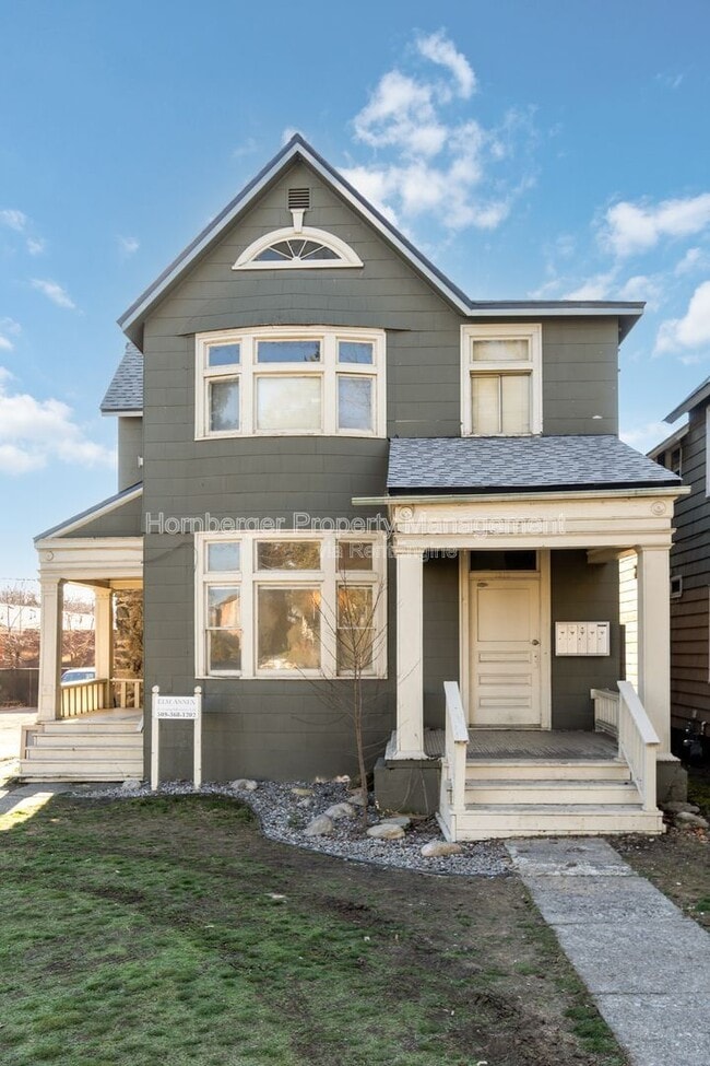 Building Photo - 1911 W 2nd Ave