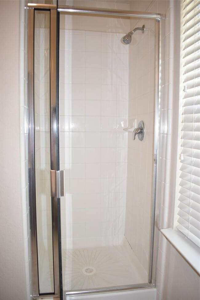 Building Photo - 1747 Nichole Woods Dr