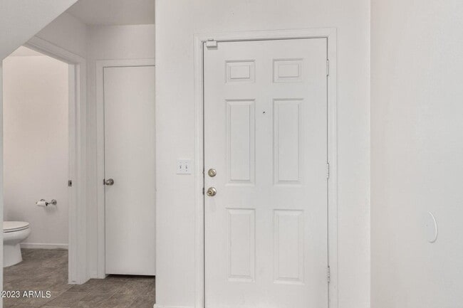 Building Photo - Spacious 3 bed, 2.5 bath in Maricopa
