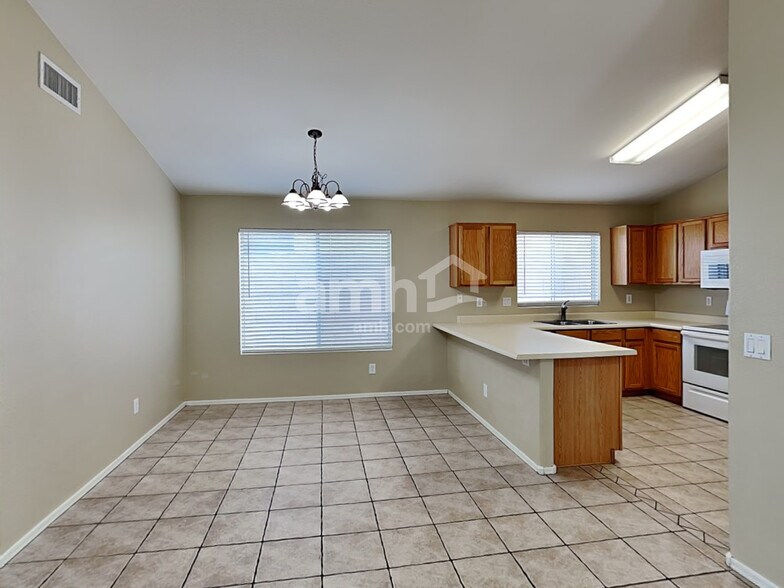 Building Photo - 18078 N 113th Ave