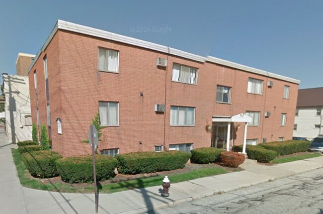 Primary Photo - 12204 Madison Ave