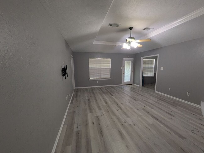 Building Photo - 3570 Briar Creek Dr