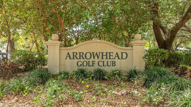 Building Photo - 1896 Crestview Way