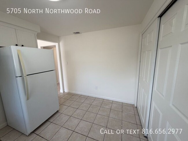 Building Photo - 5705 N Northwood Rd