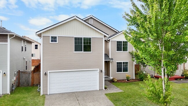 Building Photo - Spacious 5-Bedroom Home in Prime Yelm Loca...
