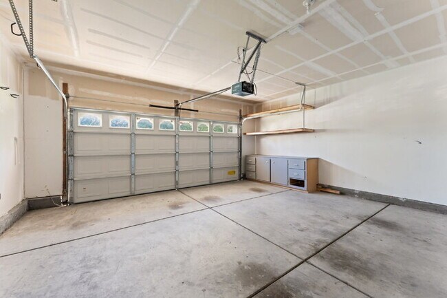 Building Photo - 5816 Amnest Way