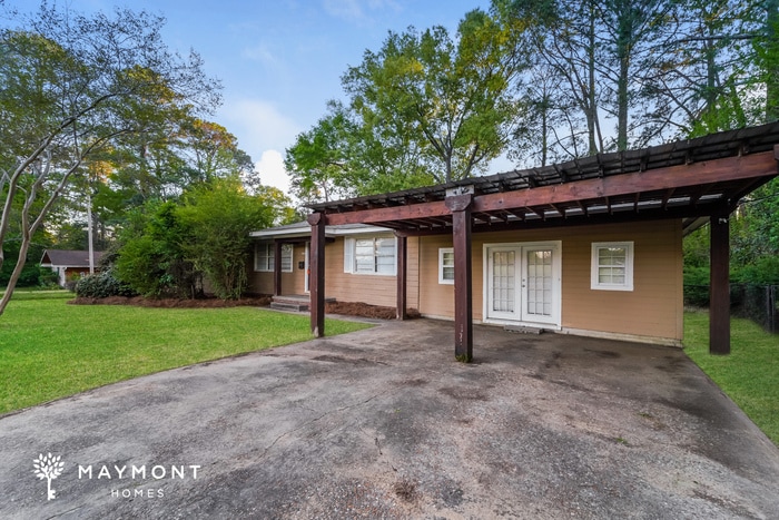 Building Photo - 106 Parkway Dr