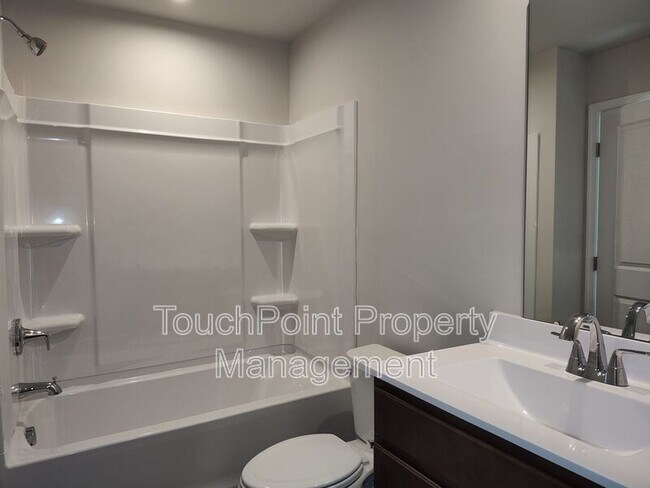 Building Photo - 8031 Sinnet Pl