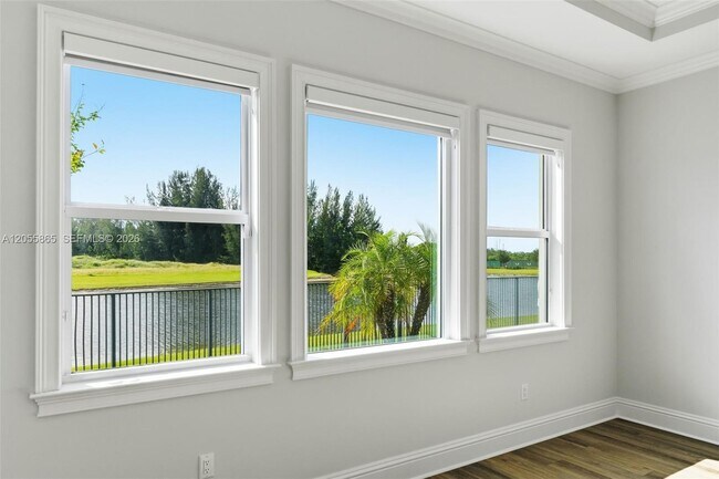 Building Photo - 4662 Estates Cir