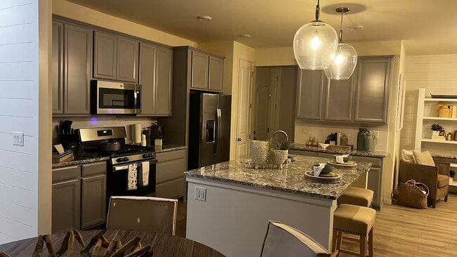 Building Photo - 951 20th St