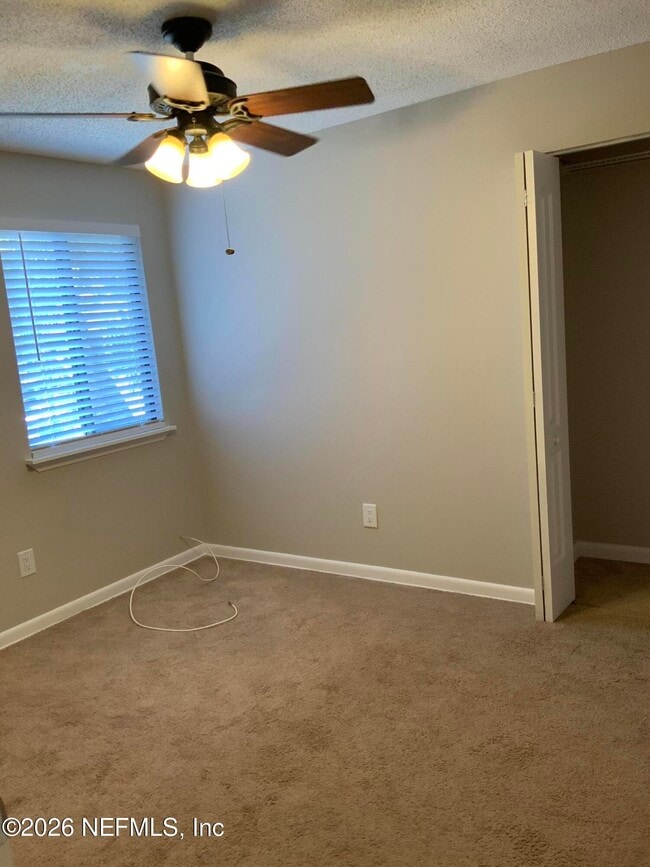 Building Photo - 1809 Kings Way