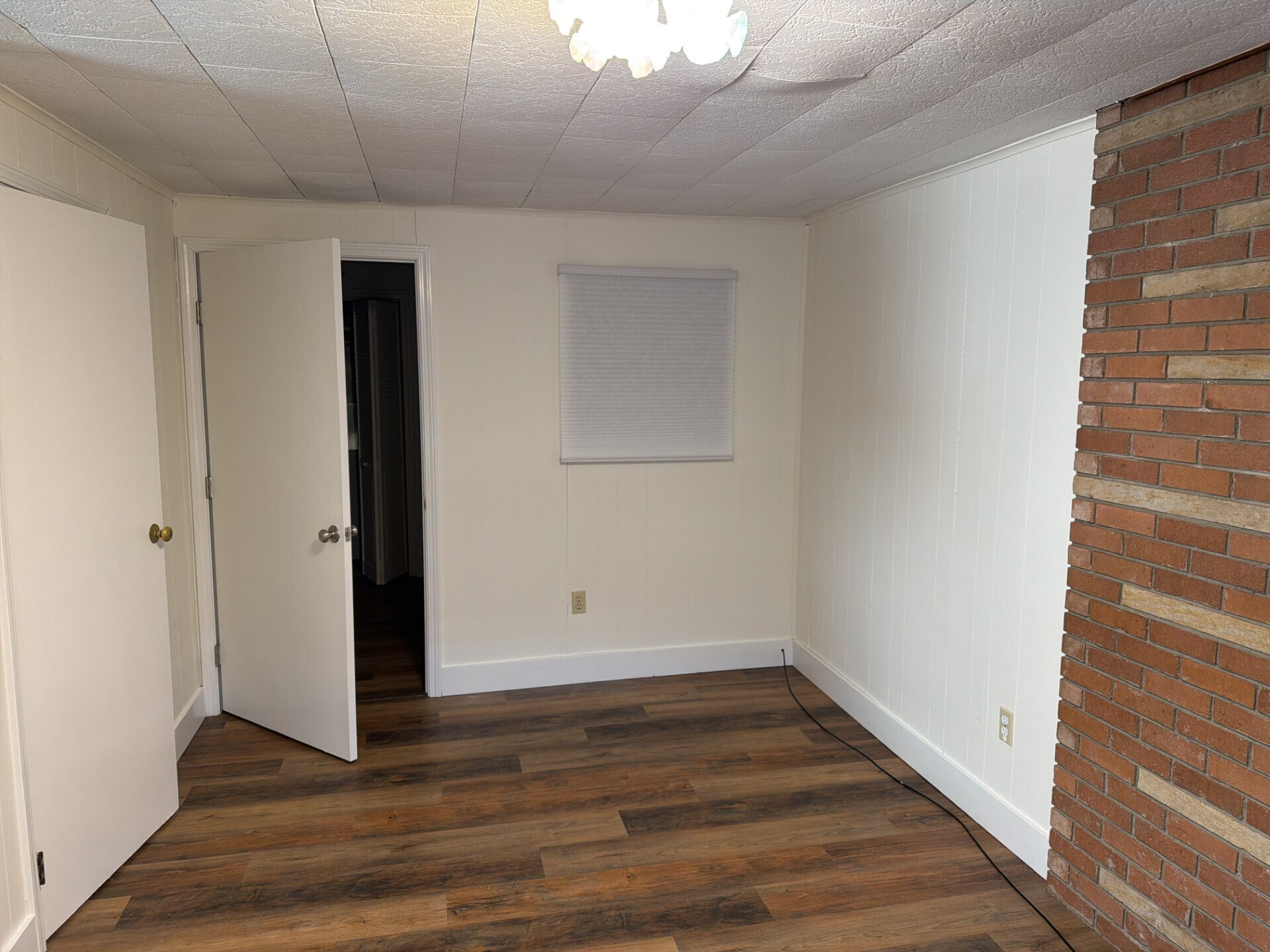 Building Photo - 273 Opperman Dr