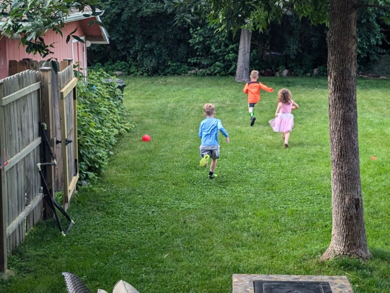 Building Photo - 1679 Hubbard Ave