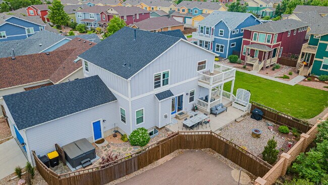 Building Photo - Beautiful mountain views from a Gold Hill Mesa corner lot with a hot tub!