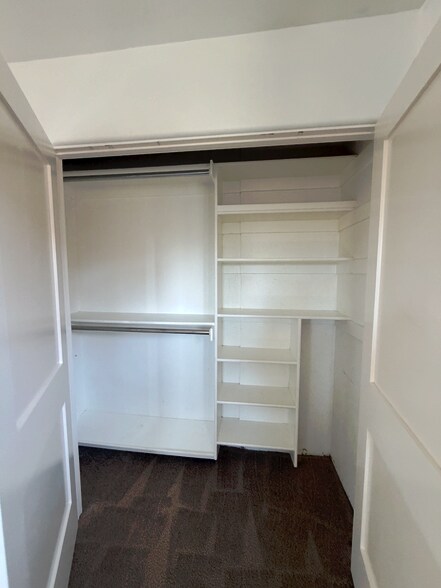 Building Photo - 265 La Veta Ave