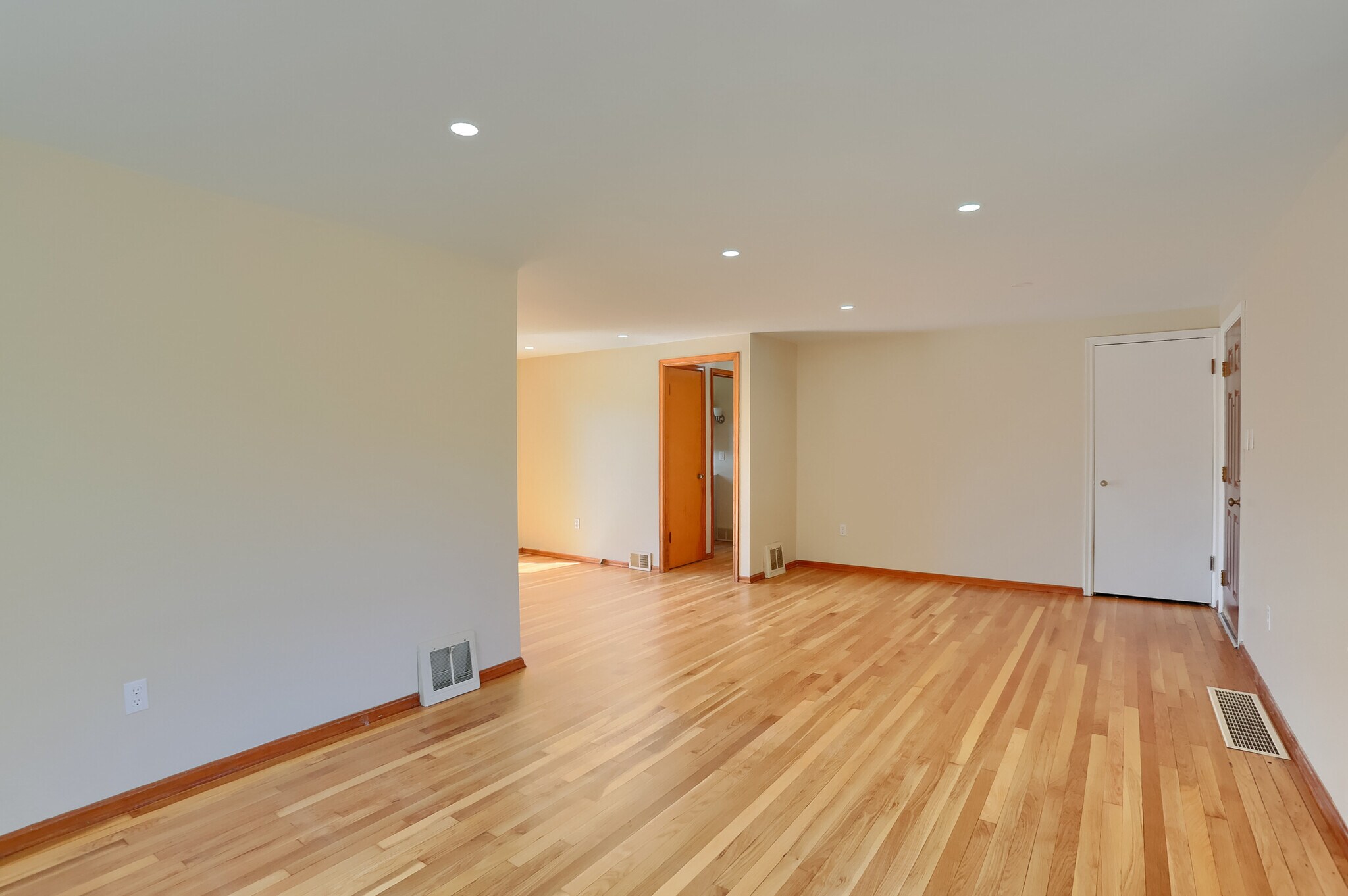 Building Photo - 1311 Midland Beaver Rd