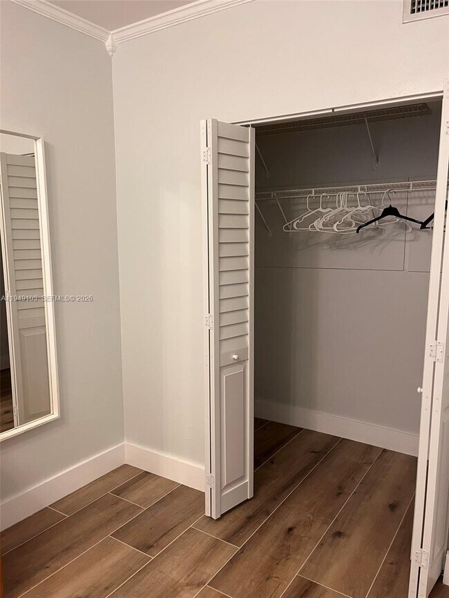 Building Photo - 750 Pennsylvania Ave