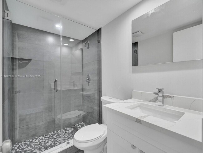 Building Photo - 3700 Oaks Clubhouse Dr