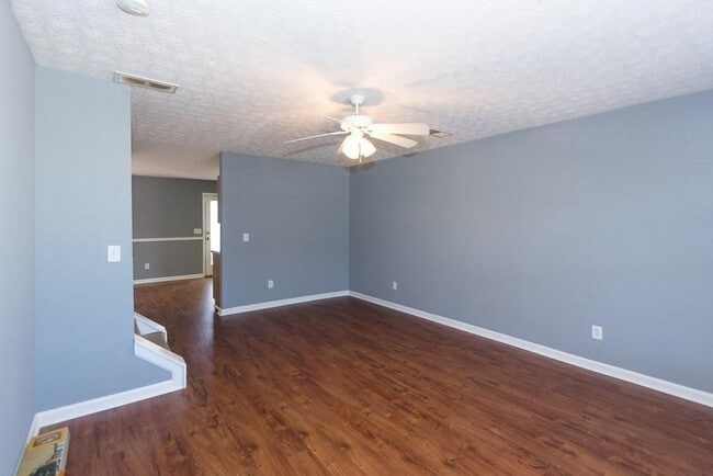 Building Photo - 109 Blake Ave