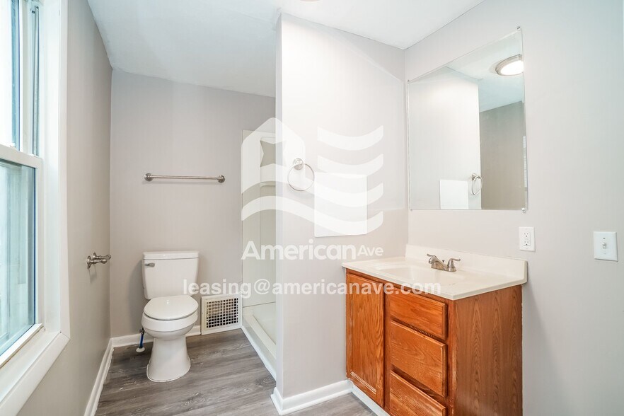 Building Photo - 754 McKinley Ave