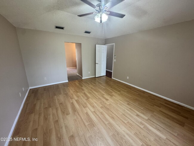 Building Photo - 11518 Eagle Crest Ln