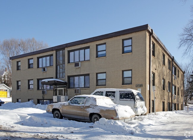 Building Photo - 1025 York Ave
