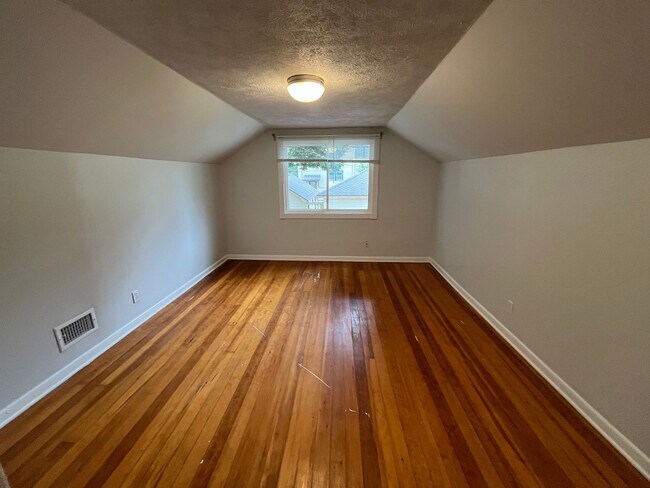 Building Photo - SJK Dwellings LLC