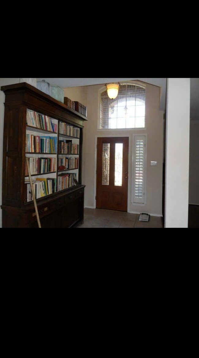 Building Photo - 3416 Chapelwood Dr