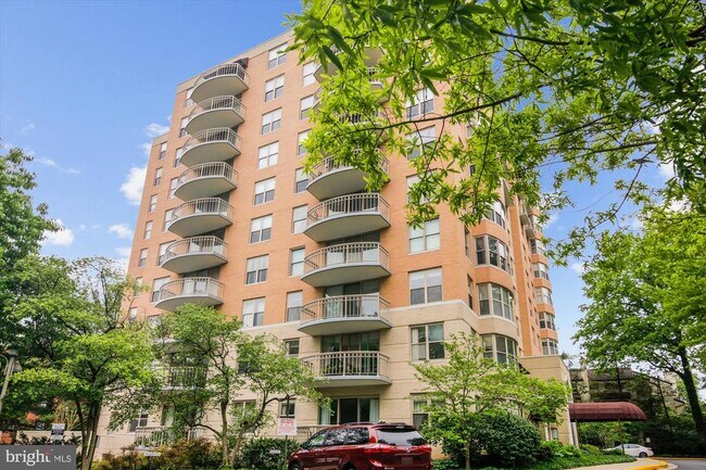 Building Photo - 5000 Battery Ln