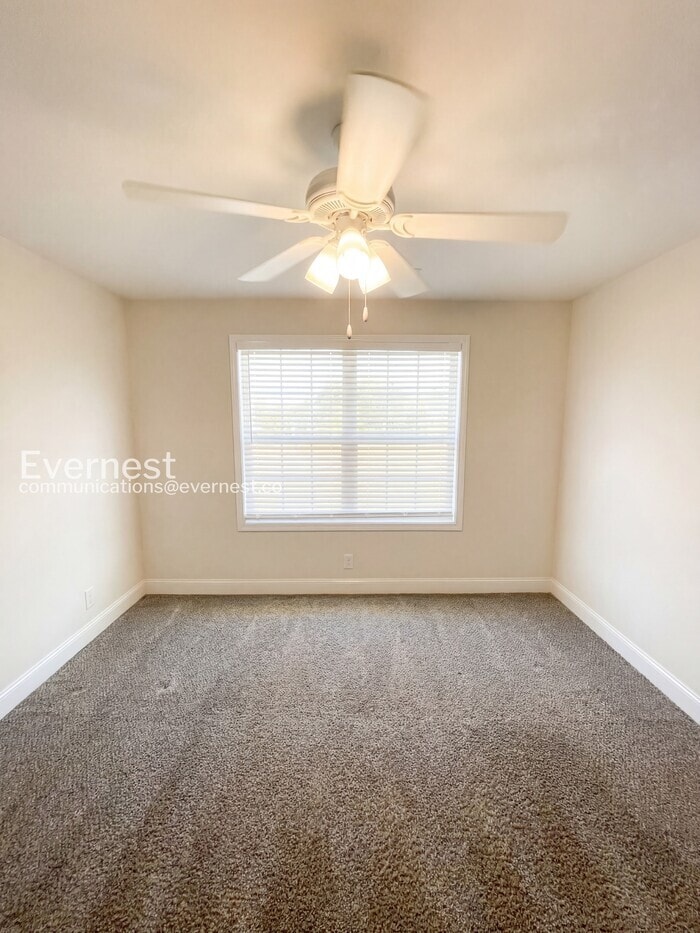 Building Photo - 817 Marksman Ct