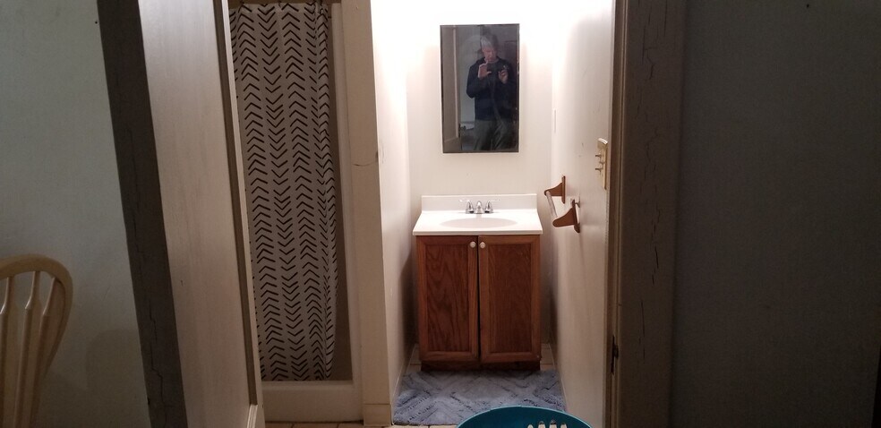 Building Photo - 1105 Glenfield Rd