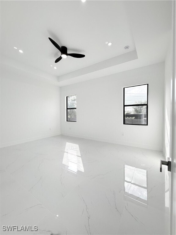 Building Photo - 702 Zemil Ct