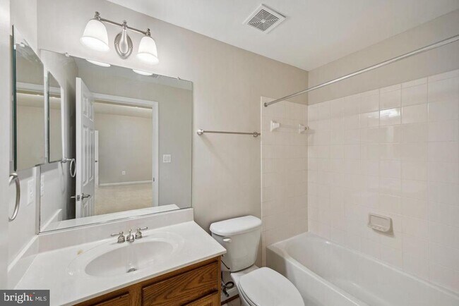 Building Photo - 9050 Galvin Ln