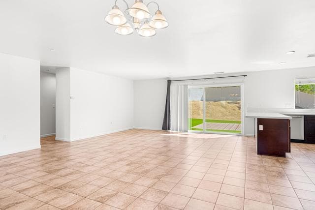 Building Photo - 9086 Los Coches Rd