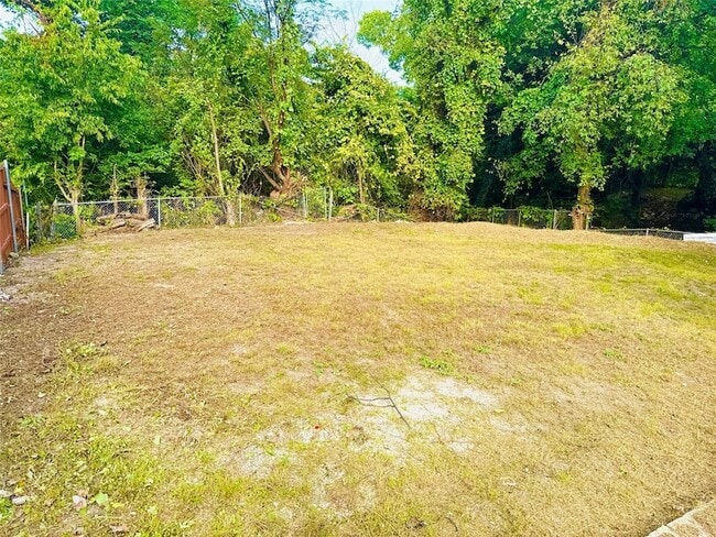 Building Photo - 1264 Cedar Haven Ave