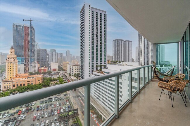 Building Photo - 888 Biscayne Blvd
