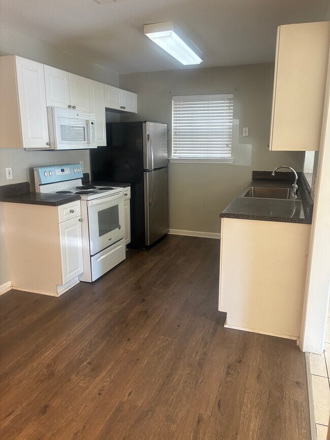 Building Photo - 2772 Westbrook Ct