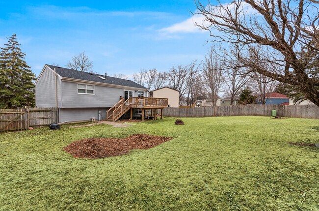 Building Photo - 2340 Portsmouth Ct