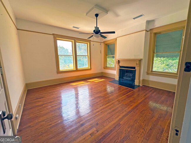 Building Photo - 1010 Oglethorpe Ave